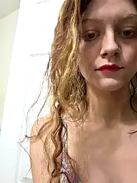 Snapshot of AriellaTaylor chatting on 03-17-25, 12:14 AriellaTaylor online show from 03-17-25, 12:14