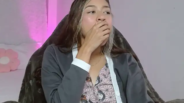 hantonella  online show from 02-19-26, 04:14