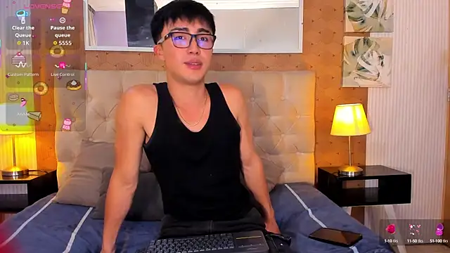 santi-fabulous online show from 09-29-25, 08:24