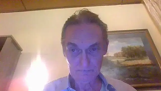 Snapshot of Alain-Bertrand chatting on 11-05-25, 11:05 Alain-Bertrand online show from 11-05-25, 11:05