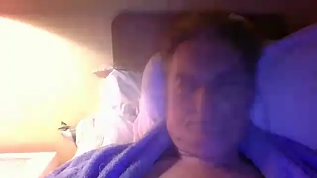 Snapshot of Alain-Bertrand chatting on 01-16-26, 01:20 Alain-Bertrand online show from 01-16-26, 01:20
