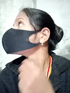 Snapshot of Anushka_Ji chatting on 01-11-25, 04:36 Anushka Ji online show from 01-11-25, 04:36