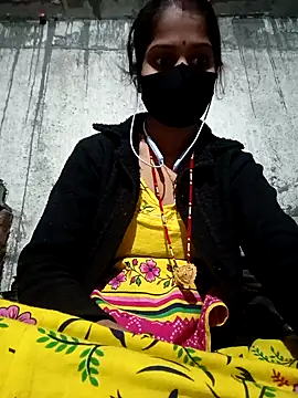 Snapshot of Anushka_Ji chatting on 01-24-25, 04:28 Anushka Ji online show from 01-24-25, 04:28