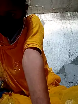 Snapshot of Anushka_Ji chatting on 02-12-25, 07:13 Anushka Ji online show from 02-12-25, 07:13