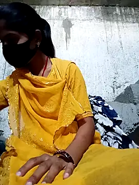 Snapshot of Anushka_Ji chatting on 03-23-25, 06:26 Anushka Ji online show from 03-23-25, 06:26