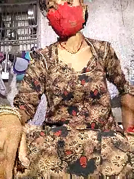 Anushka Ji online show from 06-17-26, 02:25