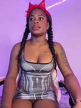 Snapshot of Tamara_Lubezkii chatting on 03-19-25, 10:20 Tamara Lubezkii online show from 03-19-25, 10:20