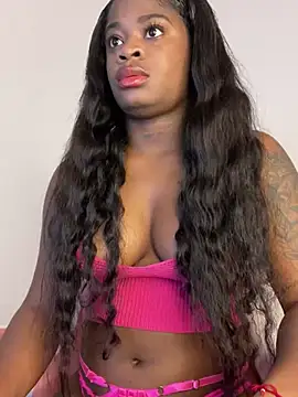 Snapshot of Tamara_Lubezkii chatting on 03-20-25, 10:29 Tamara Lubezkii online show from 03-20-25, 10:29