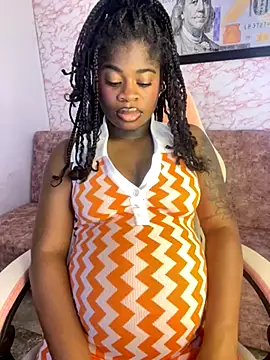 Snapshot of Tamara_Lubezkii chatting on 09-30-25, 07:08 Tamara Lubezkii online show from 09-30-25, 07:08