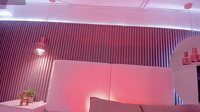 Megan-holly online show from 04-17-26, 04:10