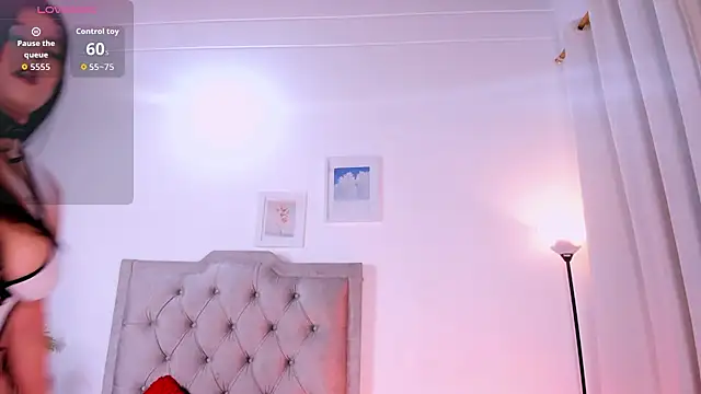 LindaRey  online show from 09-23-25, 04:59