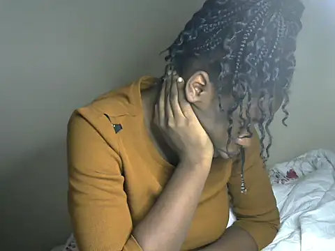 Novah  online show from 11-09-25, 01:42