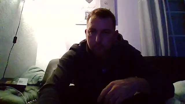 Snapshot of Au_plaisir_des_femmes chatting on 09-30-25, 10:59 Au plaisir des femmes online show from 09-30-25, 10:59