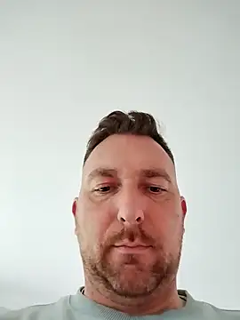 Snapshot of Au_plaisir_des_femmes chatting on 10-04-25, 03:10 Au plaisir des femmes online show from 10-04-25, 03:10