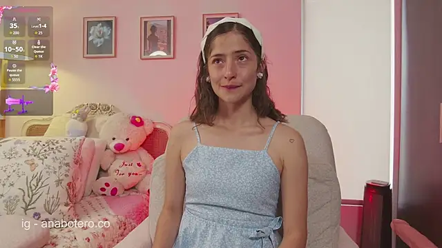 KittyAna online show from 10-09-25, 07:34