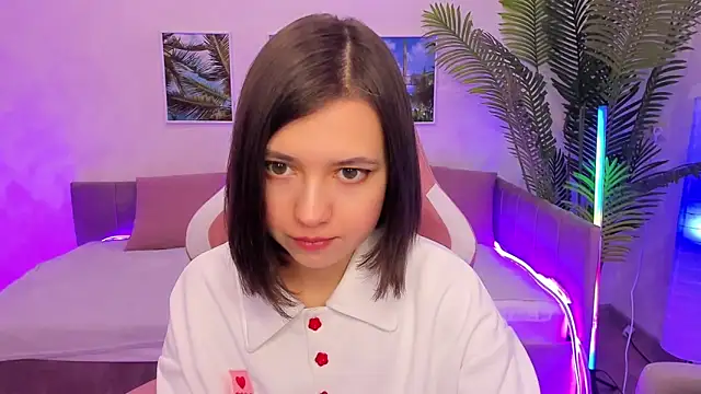 Lina Brownie online show from 02-11-25, 01:41