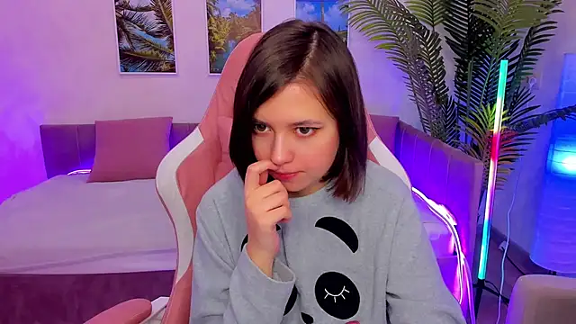 Lina Brownie online show from 02-12-25, 02:03