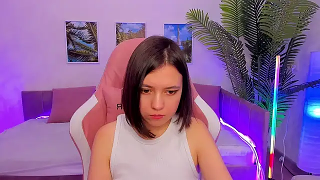 Lina Brownie online show from 02-12-25, 05:26