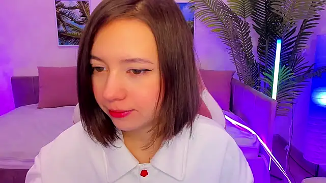 Lina Brownie online show from 02-15-25, 01:53