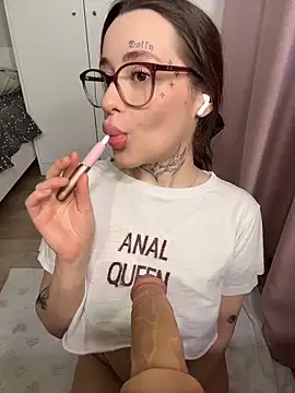 fuckdoll 18 online show from 02-16-26, 08:10