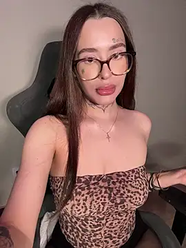 fuckdoll 18 online show from 02-27-26, 02:06