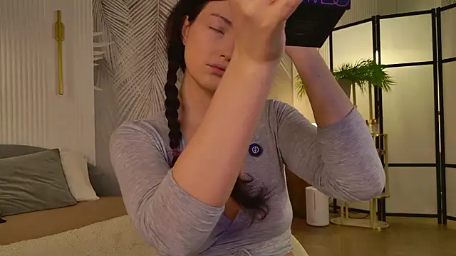 Miley Smile online show from 03-04-26, 06:41