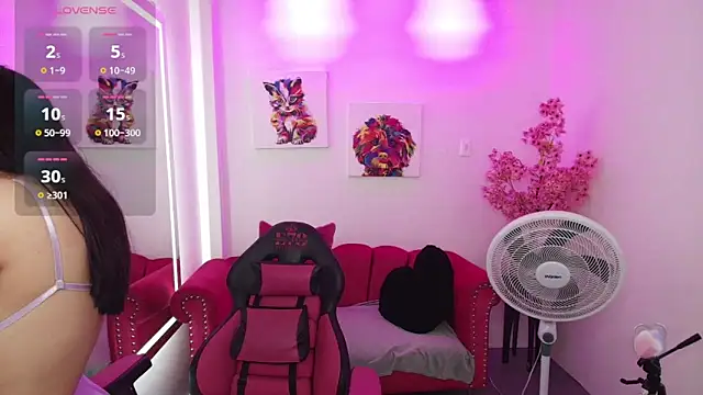 Miss dolly  online show from 09-25-25, 12:31