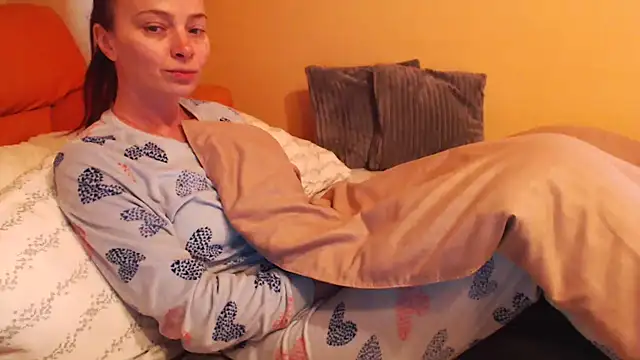 LovelyAndraGirl online show from 05-09-26, 10:53