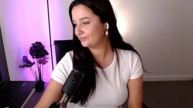 Lenas Room online show from 10-03-25, 11:51