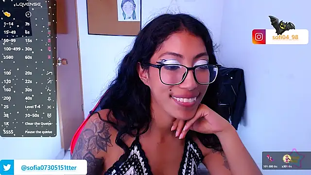 Snapshot of sofia_rosse4 chatting on 04-25-26, 08:17 sofia rosse4 online show from 04-25-26, 08:17