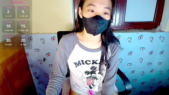   Saphia   online show from 10-30-25, 03:02