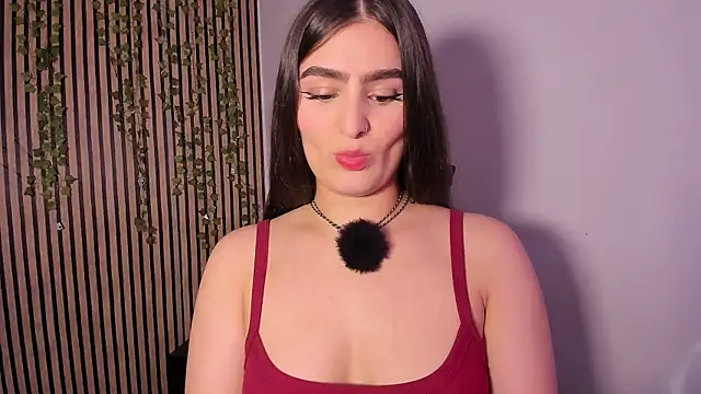 Snapshot of sofia_44 chatting on 07-21-26, 02:41 sofia 44 online show from 07-21-26, 02:41