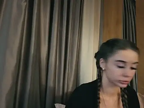 your bunnygirl online show from 10-24-25, 06:15