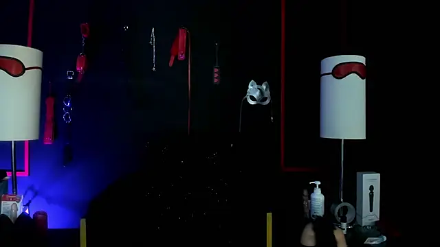 CharlotteScotte online show from 10-31-25, 12:06