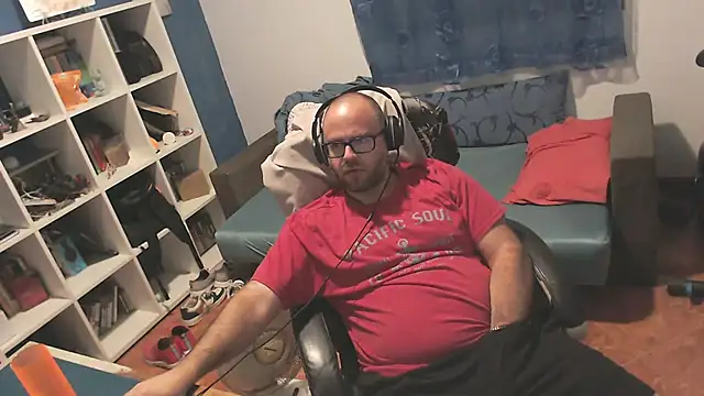 ravingr4d4 online show from 09-15-25, 10:43