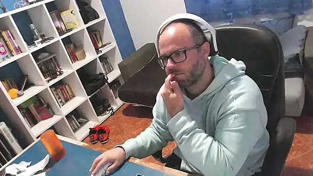 ravingr4d4 online show from 11-16-25, 03:06