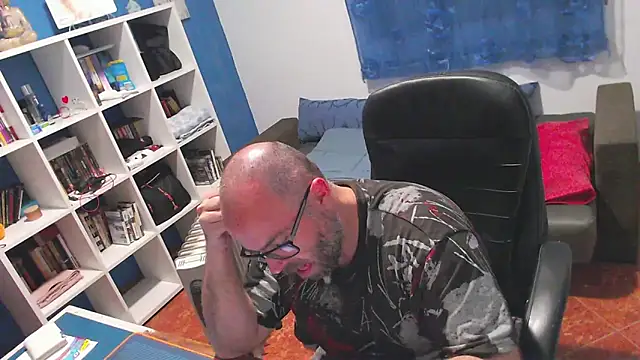 ravingr4d4 online show from 04-19-26, 09:28