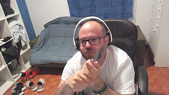 ravingr4d4 online show from 05-14-26, 08:59
