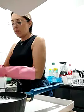 Daniela77771 online show from 04-10-26, 11:53