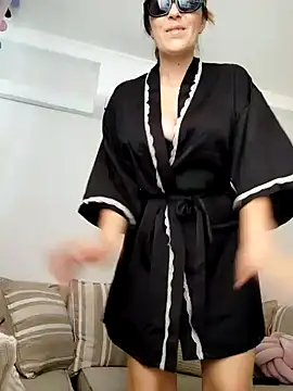 Daniela77771 online show from 04-11-26, 03:49