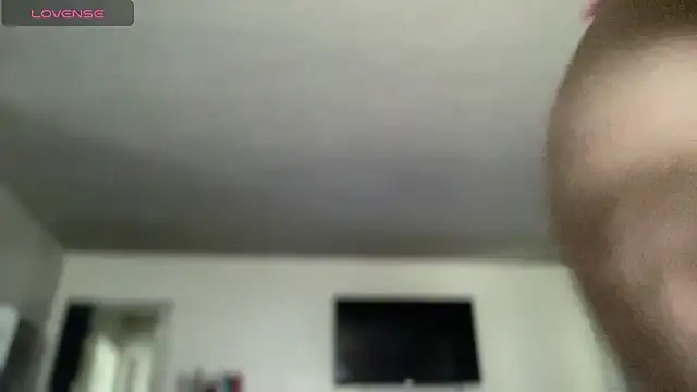 cocaNutt online show from 08-05-26, 06:11