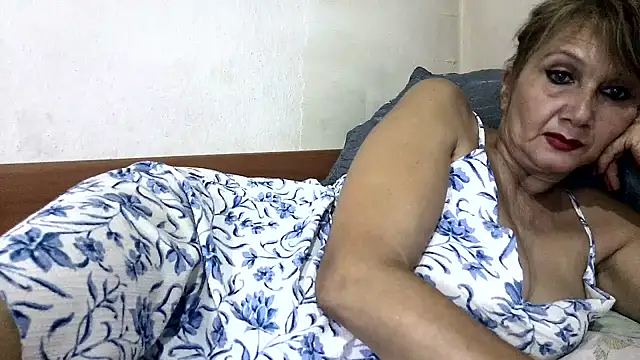 Snapshot of Andra_Love chatting on 10-10-25, 08:08 Andra Love online show from 10-10-25, 08:08