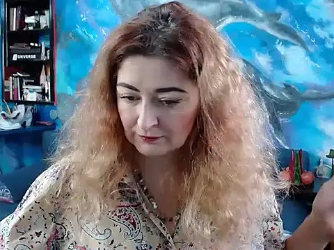 Helen1974 online show from 12-17-24, 02:11