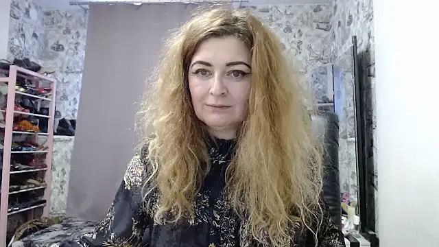 Helen1974 online show from 01-15-25, 11:43