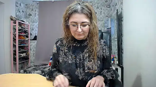 Helen1974 online show from 03-23-25, 05:21