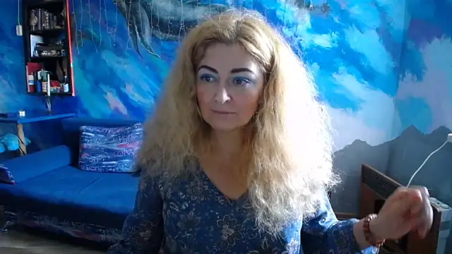 Helen1974 online show from 09-10-25, 07:41