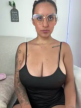 Seized lust online show from 03-10-26, 06:24