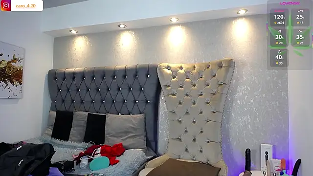 CaroFisher online show from 02-02-26, 01:32