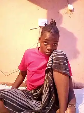 cute naimah online show from 10-12-25, 03:27