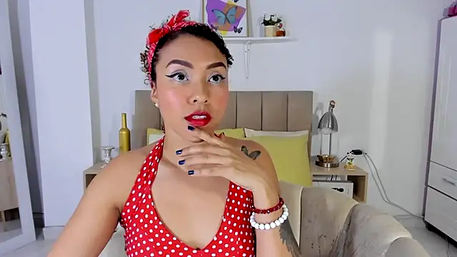 Zoe Gruber online show from 05-05-26, 11:13
